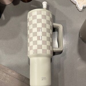 Simple modern Checkered Insulated Tumbler with Handle